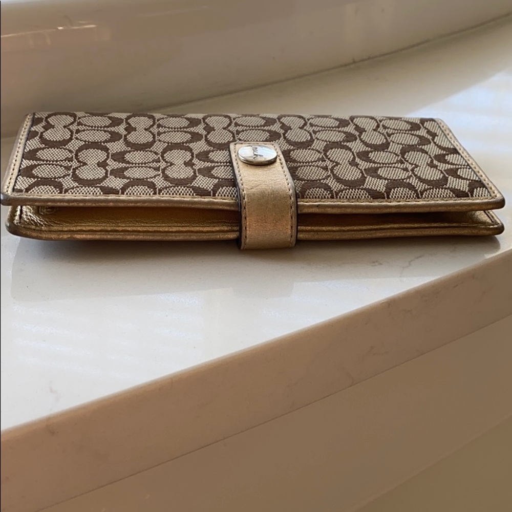 Coach Card Wallet - Picture 7 of 8